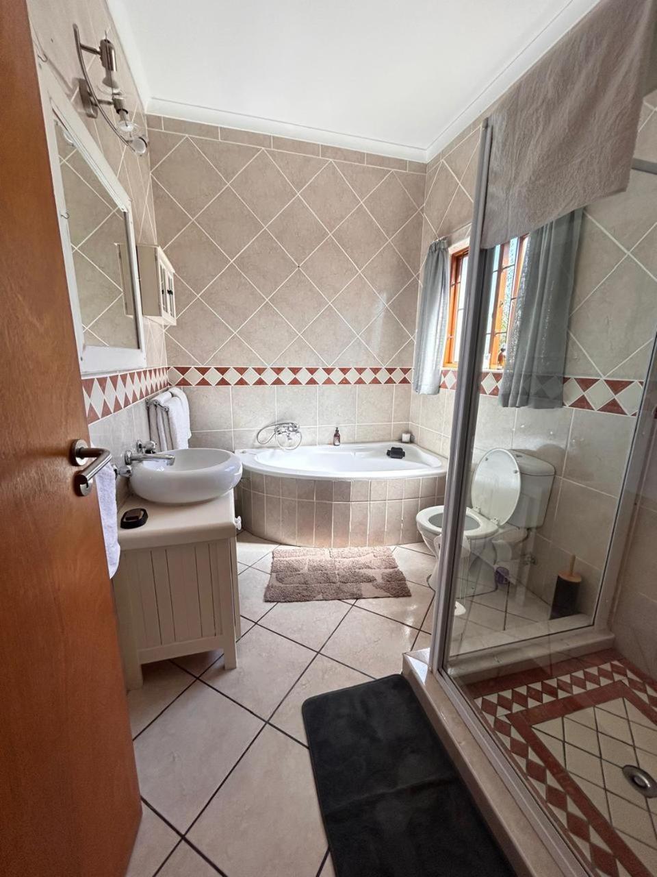 Mirihof Retreat And Olive Estate Hotel Montagu Luaran gambar